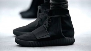 12月19日発売 Adidas Yeezy Boost 750 “Triple Black”